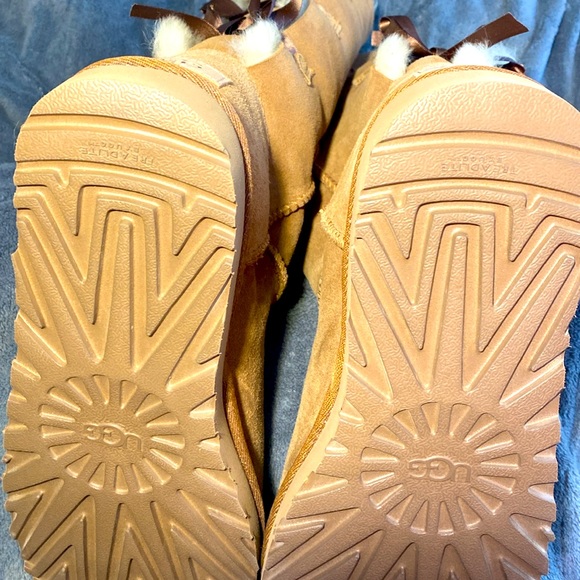 UGG Bailey Bow Tall II Boot - Picture 3 of 5
